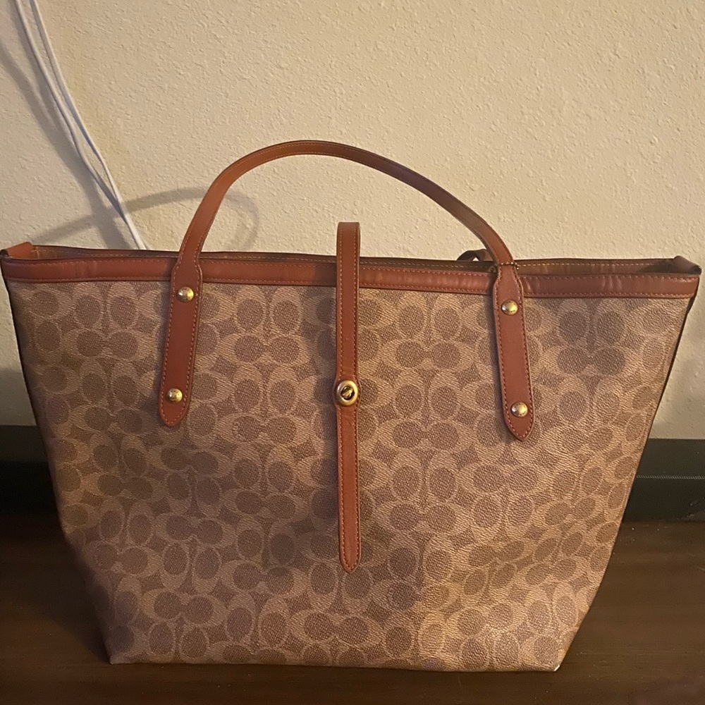 Coach tote bag